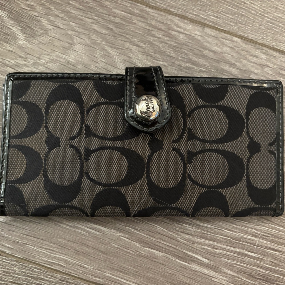 Coach Signature Black and Gray Wallet